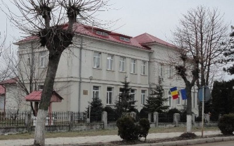 Hoțul din Hudești,care a spart mai multe magazine si o casa  arestat pentru 30 de zile