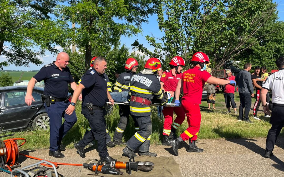 Accident cumplit la Loturile lui Enescu 10 persoane rănite