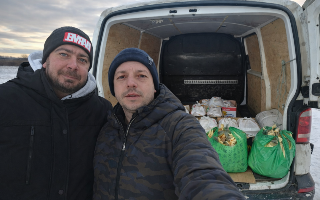 „Masa Bucuriei continuă în 2026: ajutor dus prin ger și zăpadă în satele Nordului de doi îngeri”