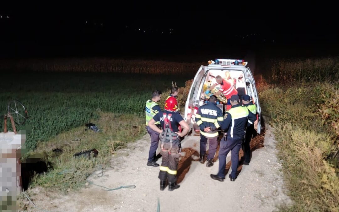 Șase metri sub pământ: pompierii au salvat un bărbat căzut într-o fântână