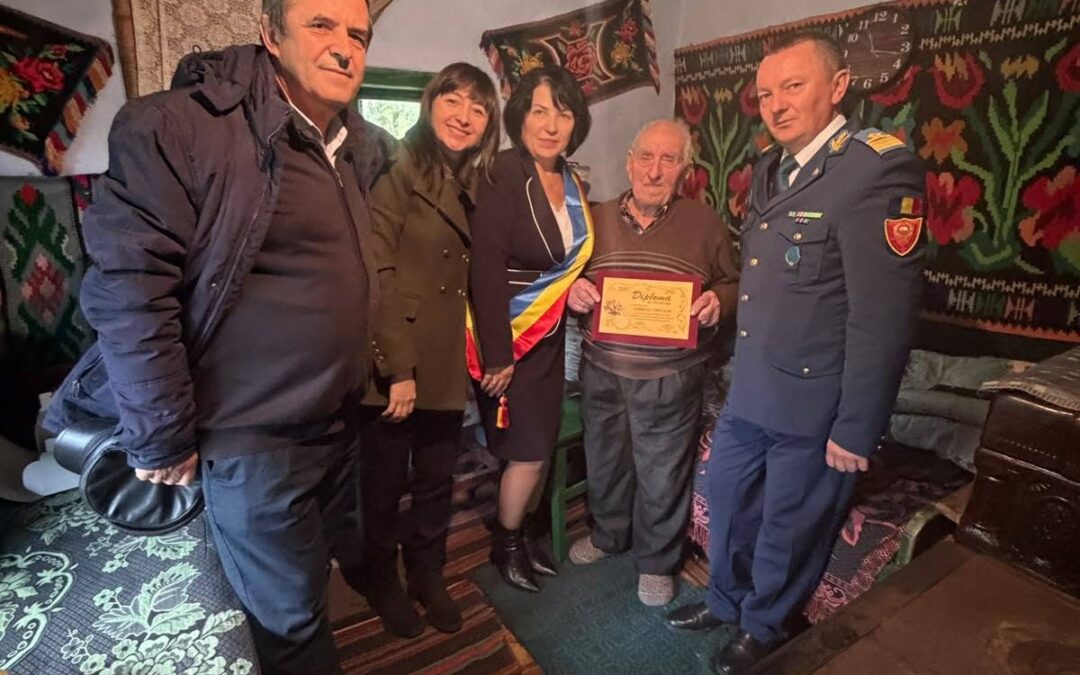 Un secol de viață și demnitate! Neculai Ciobanu, veteran de război din Cristinești, a împlinit 100 de ani